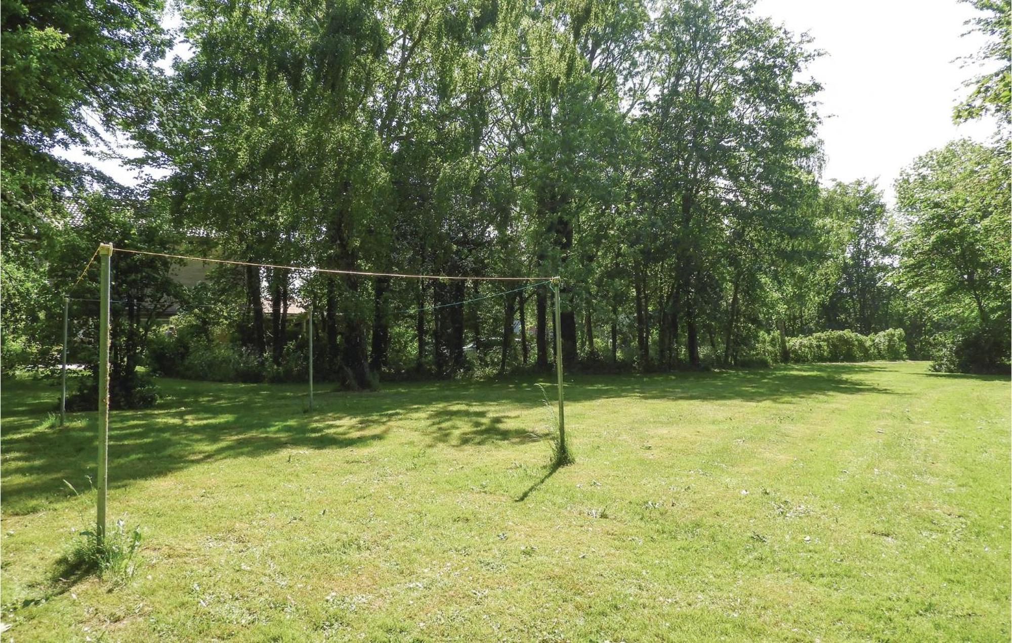 1 Bedroom Awesome Apartment In St, Annen Sankt Annen Екстериор снимка